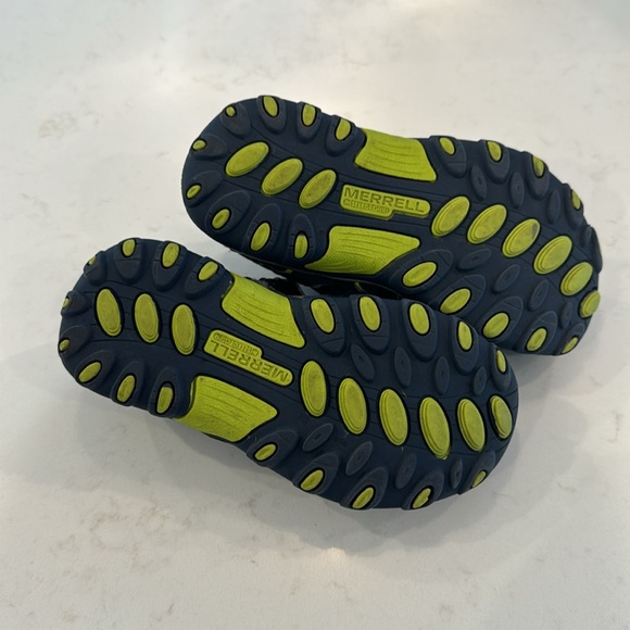 11T Merrell Boys Sandals - Picture 3 of 3